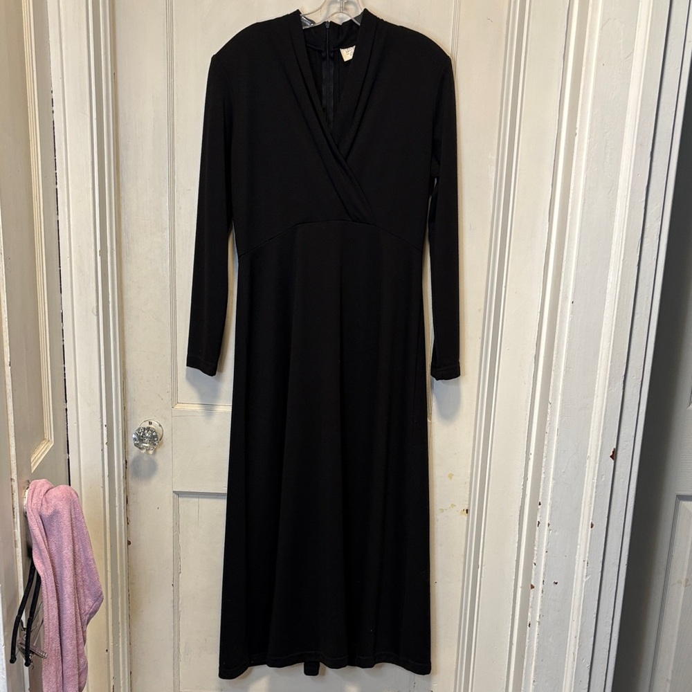Leo Narducci Vintage Gothic Witchcore Vneck Elegant Black Long Sleeve Dress 12
